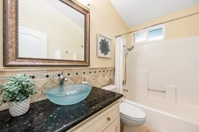 654 Cantara Ln, Vista, CA 92081 - Photo 36