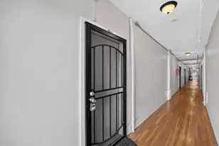 323 W 4th St, Long Beach, CA 90802 - Photo 4