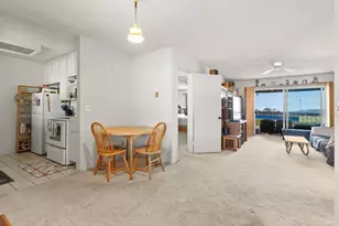 3658 Clairemont Dr, San Diego, CA 92117 - Photo 4