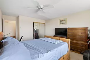3658 Clairemont Dr, San Diego, CA 92117 - Photo 16