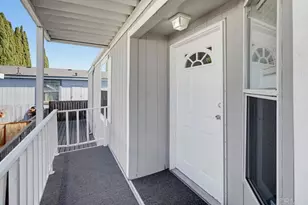 1575 W Valley Pkwy, Escondido, CA 92029 - Photo 4