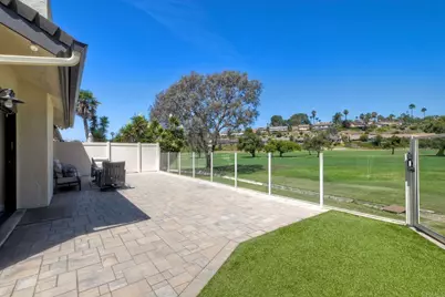 2339 Nicklaus Drive, Oceanside, CA 92056 - Photo 2