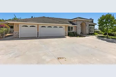 2286 Crest Hill Lane, Fallbrook, CA 92028 - Photo 32