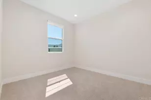 105 Kimberwick Ct, Burbank, CA 91506 - Photo 20