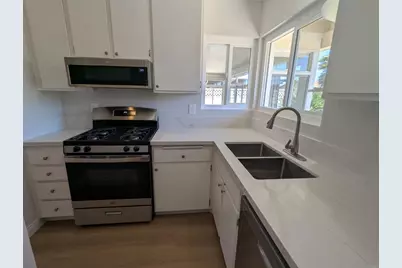 4593 Sunrise Ridge, Oceanside, CA 92056 - Photo 2