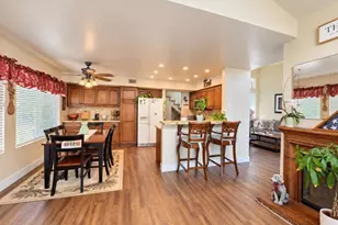 1724 Avenida De Suenos, Oceanside, CA 92056 - Photo 4