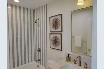 7221 Wisteria Way, Carlsbad, CA 92011 - Photo 6