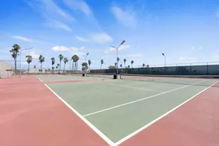 1855 Diamond St, San Diego, CA 92109 - Photo 32