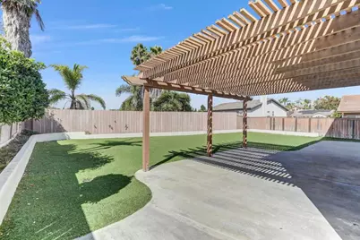 2128 Chateau Ct, Chula Vista, CA 91913 - Photo 6
