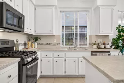 1702 Kenwood Place, San Marcos, CA 92078 - Photo 8