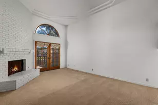 2583 Navarra Dr, Carlsbad, CA 92009 - Photo 4