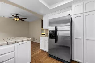 2583 Navarra Dr, Carlsbad, CA 92009 - Photo 14