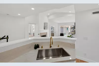 11892 Scripps Creek Drive #A, Scripps Miramar, CA 92131 - Photo 8