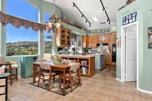 31255 Via Mariposa Ct, Bonsall, CA 92003 - Photo 14