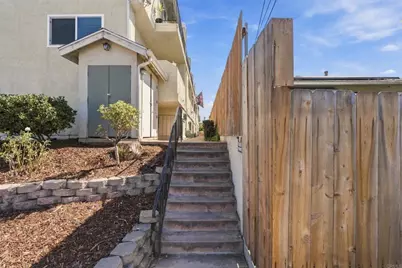 4515 College Way #O, San Diego, CA 92115 - Photo 2