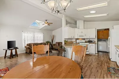 176 Flicker Lane, Oceanside, CA 92057 - Photo 6