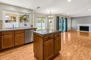 25471 Lacebark Dr, Murrieta, CA 92563 - Photo 10