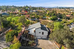 335 Morro Hills Rd, Fallbrook, CA 92028 - Photo 2