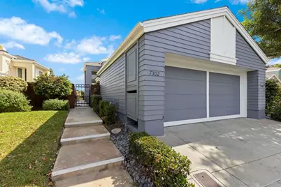 7302 Lantana Terrace, Carlsbad, CA 92011 - Photo 2