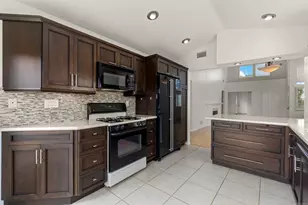 7302 Lantana Terrace, Carlsbad, CA 92011 - Photo 18