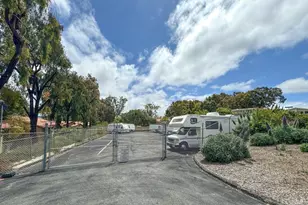 621 Paseo Rio, Vista, CA 92081 - Photo 34