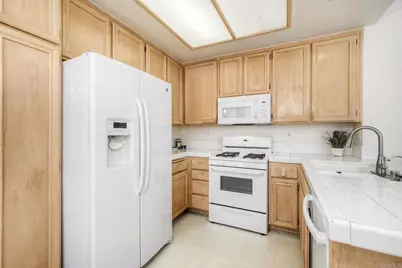 621 Paseo Rio, Vista, CA 92081 - Photo 10