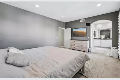6977 Brass Pl, Carlsbad, CA 92009 - Photo 18