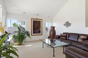 1101 Via Mil Cumbres, Solana Beach, CA 92075 - Photo 4