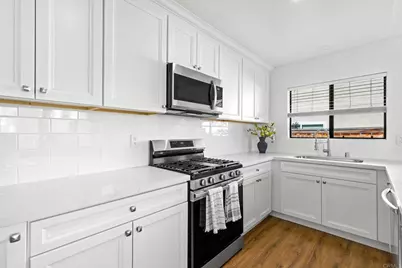 1973 Buckskin, Escondido, CA 92027 - Photo 4