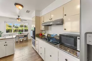 535 Civic Center Dr, Vista, CA 92084 - Photo 10
