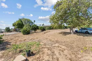 535 Civic Center Dr, Vista, CA 92084 - Photo 30
