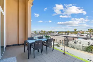 550 Seagaze Dr, Oceanside, CA 92054 - Photo 16