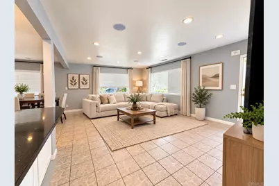 609 Spires Street, Vista, CA 92083 - Photo 2