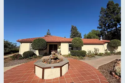 2299 Lindsay Drive, Carlsbad, CA 92008 - Photo 4