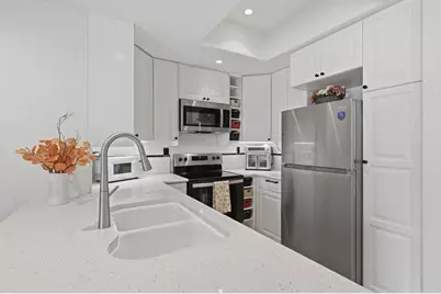 510 Camino De La Reina #106, San Diego, CA 92108 - Photo 12