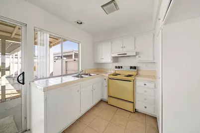 3875 Vista Campana #10, Oceanside, CA 92057 - Photo 4