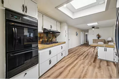29056 Via Playa Del Rey, Murrieta, CA 92563 - Photo 24