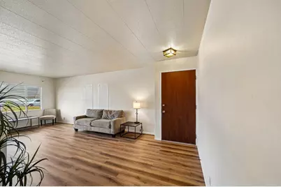 29056 Via Playa Del Rey, Murrieta, CA 92563 - Photo 16