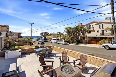 147 Maple Avenue, Carlsbad, CA 92008 - Photo 2