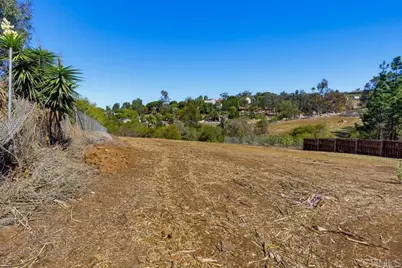 930 Miramar Drive, Vista, CA 92081 - Photo 38