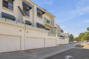 8310 Regents Rd, San Diego, CA 92122 - Photo 2
