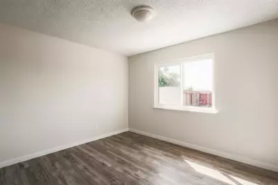 147 Edgewood Drive, Oceanside, CA 92054 - Photo 16