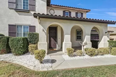 27973 Breakwater Ct., Menifee, CA 92585 - Photo 2