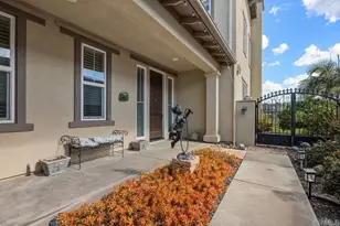 6832 Estrella De Mar Rd, Carlsbad, CA 92009 - Photo 4