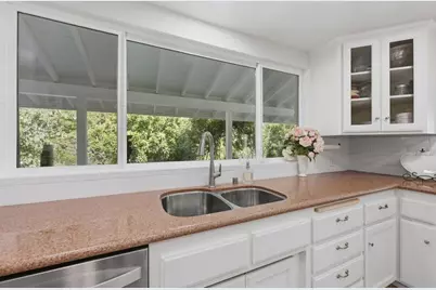 3830 Lake Garden Drive, Fallbrook, CA 92028 - Photo 8