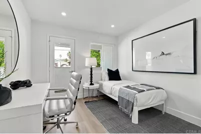 974 Sapphire Street, San Diego, CA 92109 - Photo 32