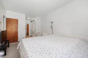 8332 Regents Rd, San Diego, CA 92122 - Photo 18