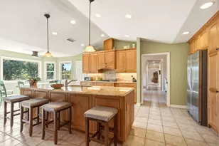 2329 Cortina Cir, Escondido, CA 92029 - Photo 10