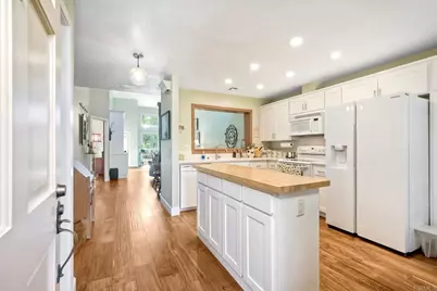8691 Circle R Course Lane, Escondido, CA 92026 - Photo 6