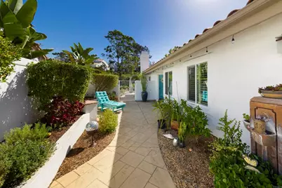 4878 Galicia Way, Oceanside, CA 92056 - Photo 4